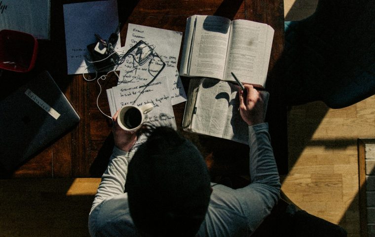 How to Use Active Recall to Remember More of What You Read