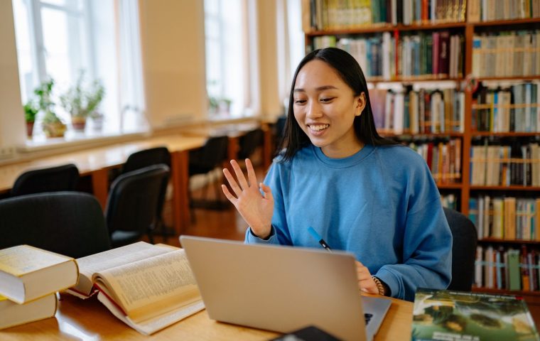 Online Degree or On Campus Degree: How Employers See Them