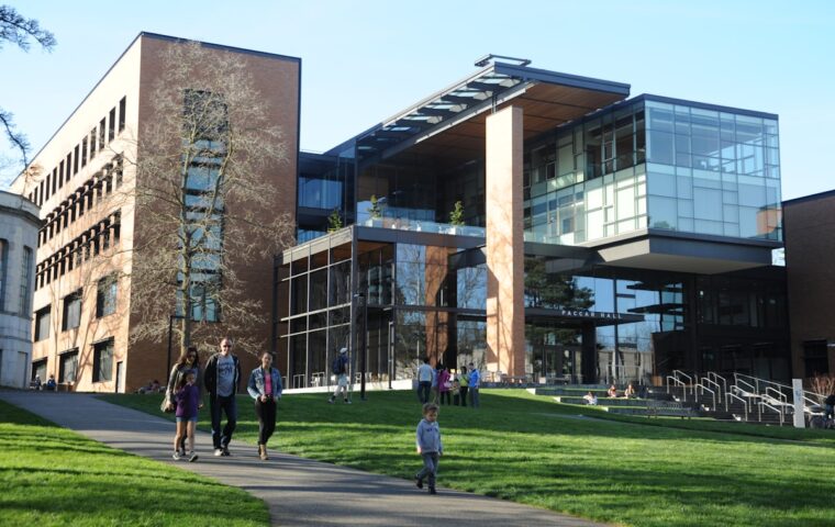 How to Choose Between Two Colleges You Got Into